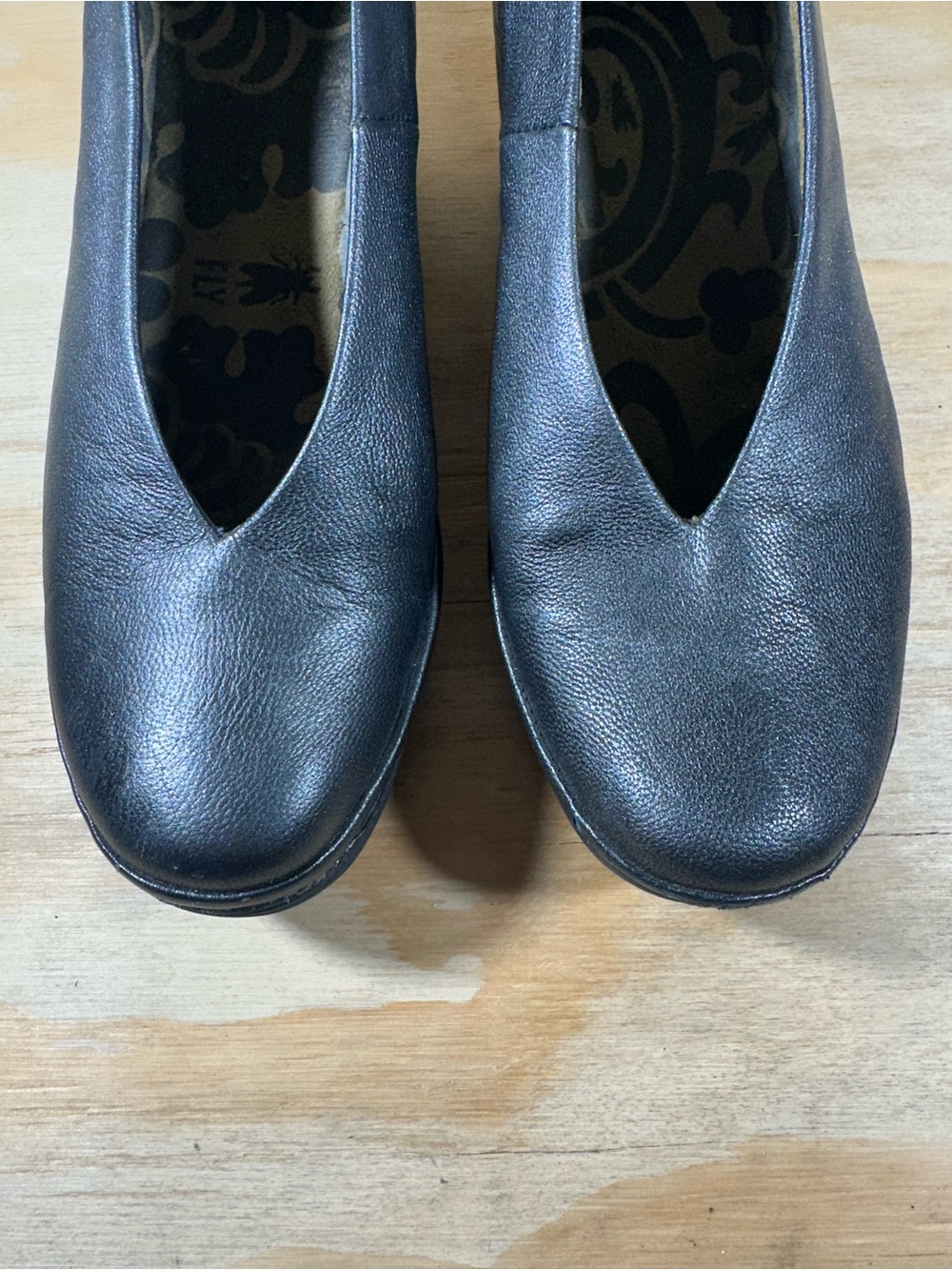 Fly London Yaz Black Leather Wedge Slip On Shoes Women’s Size 8.5 - Picture 5 of 9